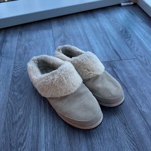 Timberland Cozy Tan Suede Clogs